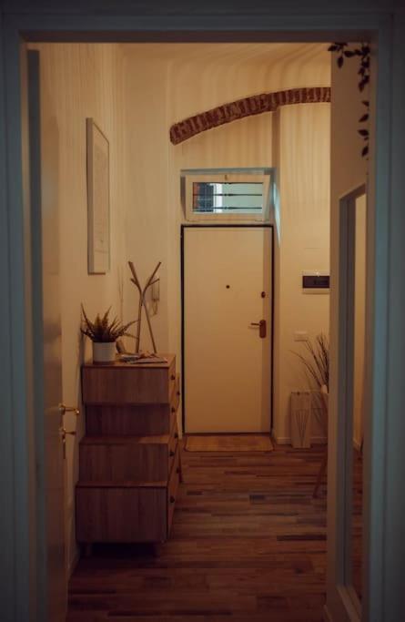 Casa Navi - Typical House By Navigli Apartment Milan Luaran gambar