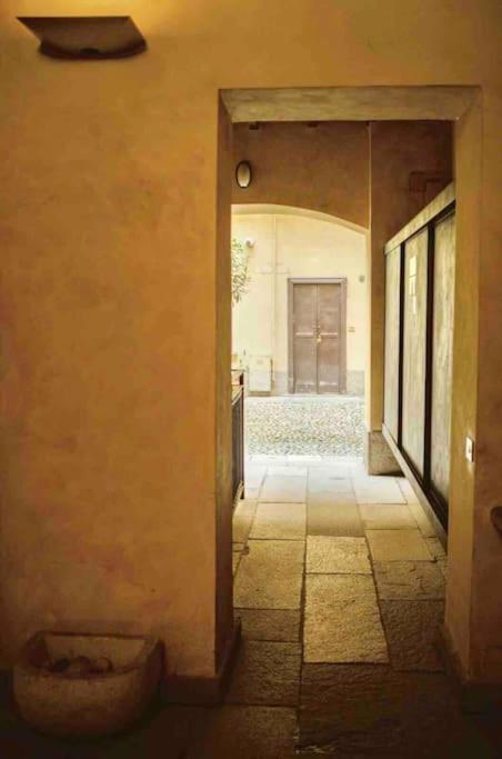 Casa Navi - Typical House By Navigli Apartment Milan Luaran gambar
